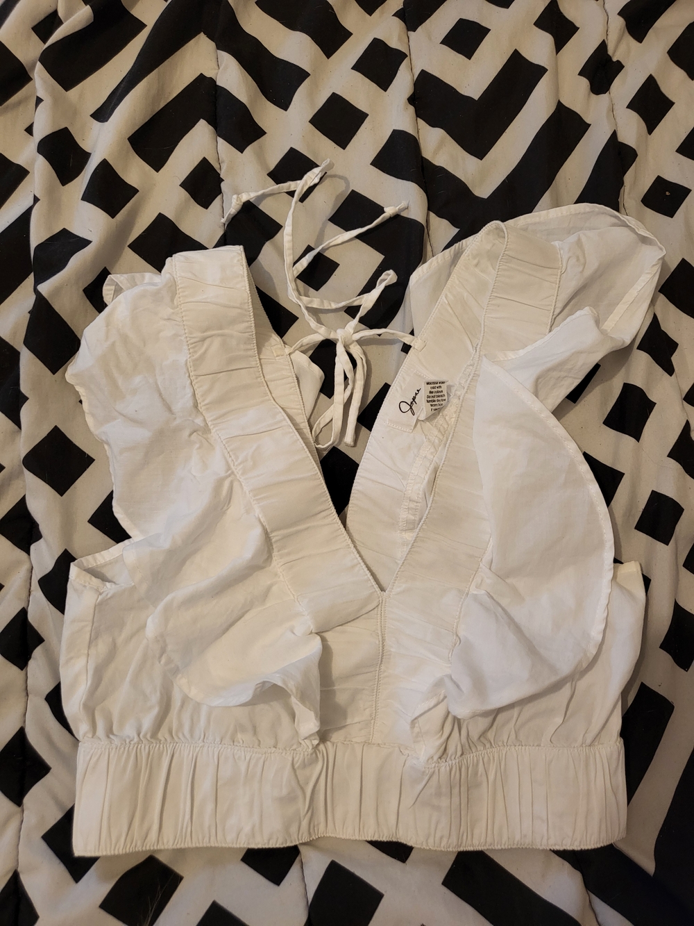 White Ruffle V-Neck Crop Top Gapra Size M